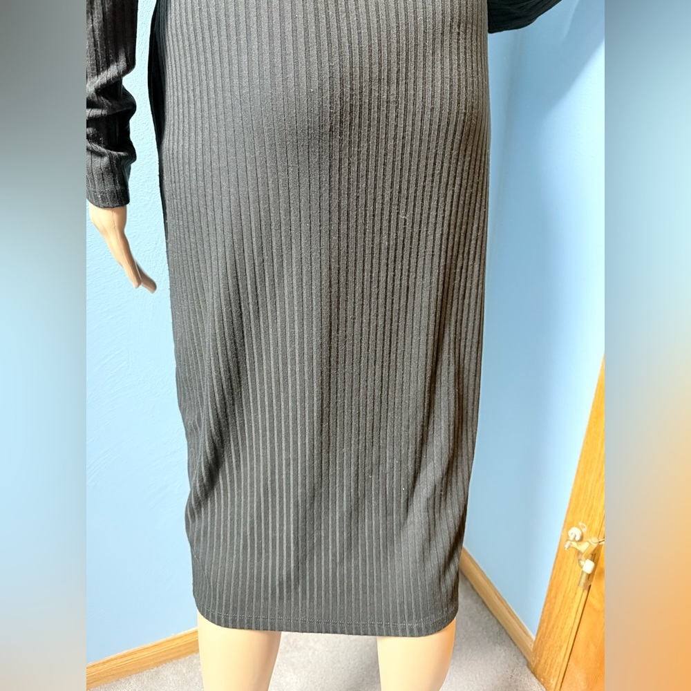 Avec Les Filles Ribbed Lace Front Cold Shoulder Midi Dress Sz medium - Picture 9 of 12